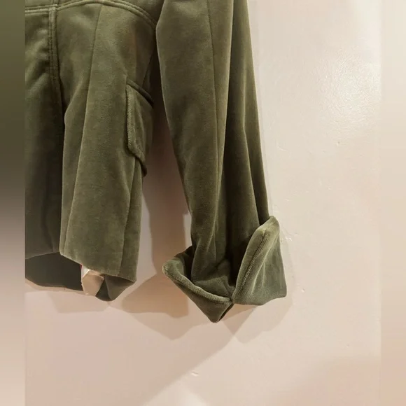 J.Crew Olive Green Velvet Blazer – Size 4 – Tailored Fit, Fully Lined - Picture 8 of 10